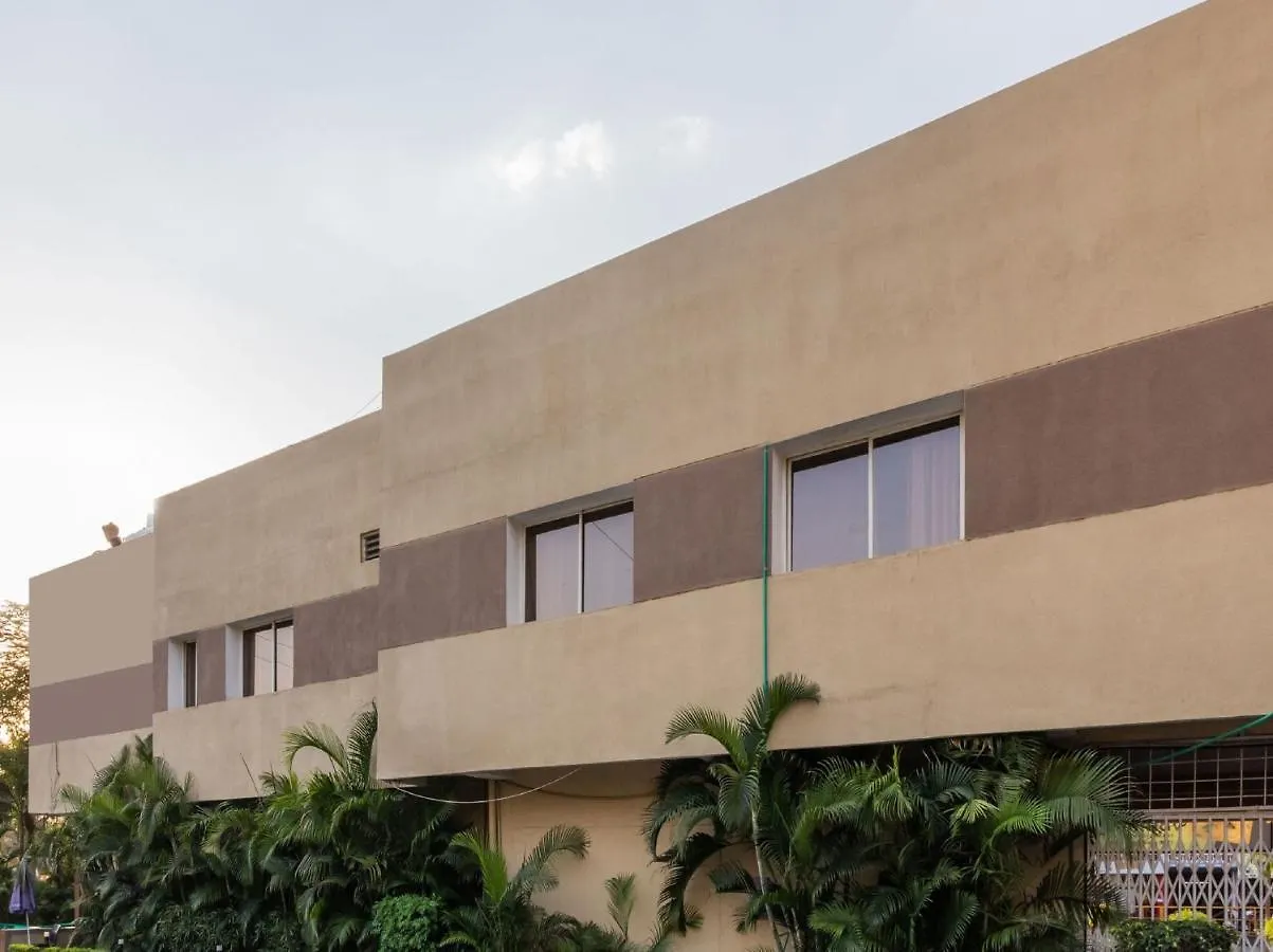 Oyo 79233 Hotel Hive Stays Kochi 0*,